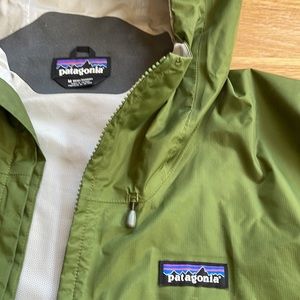 Patagonia Torrentshell Rain Jacket Size Medium